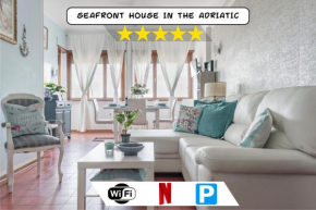 Seafront House Free Parking AC